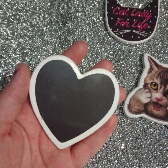 Cute Cat Magnet Set - Picture 2 of 4